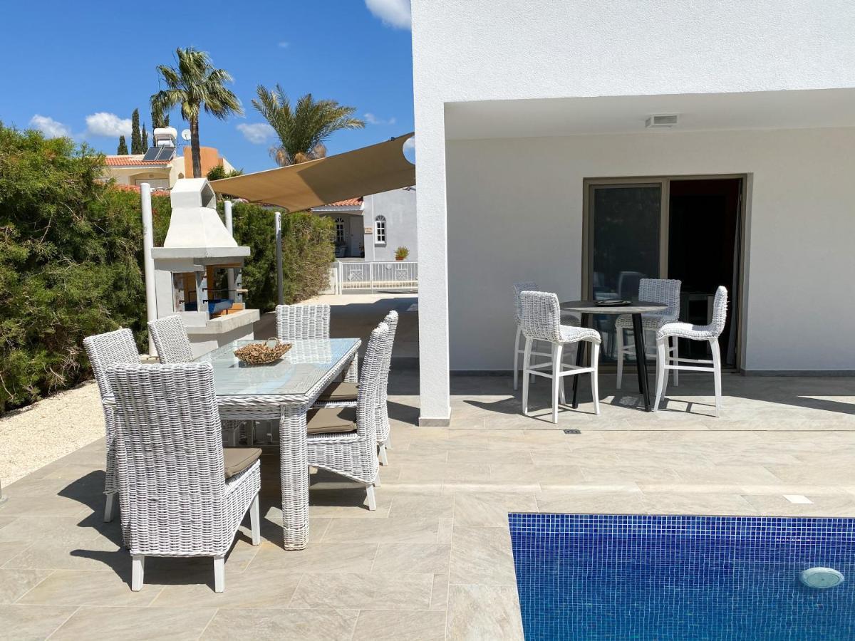 Luxury Villa Roma Near The Beach Coral Bay Luaran gambar