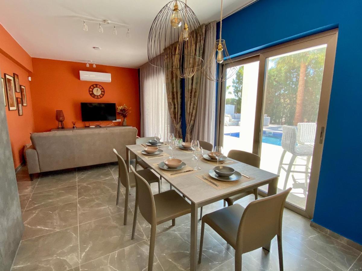 Luxury Villa Roma Near The Beach Coral Bay Luaran gambar